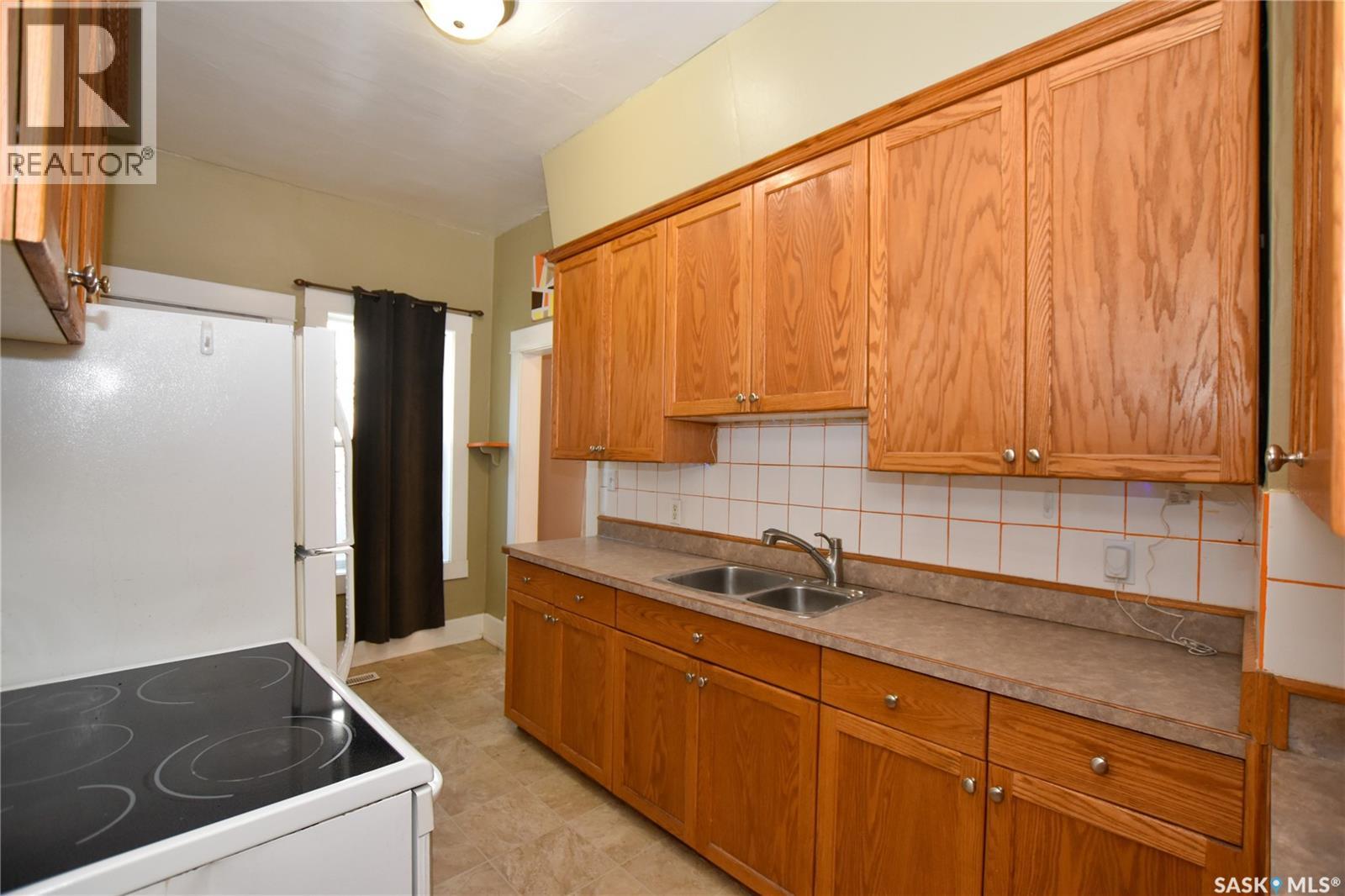 614 Ominica Street E, Moose Jaw, Saskatchewan  S6H 0H5 - Photo 11 - SK019542