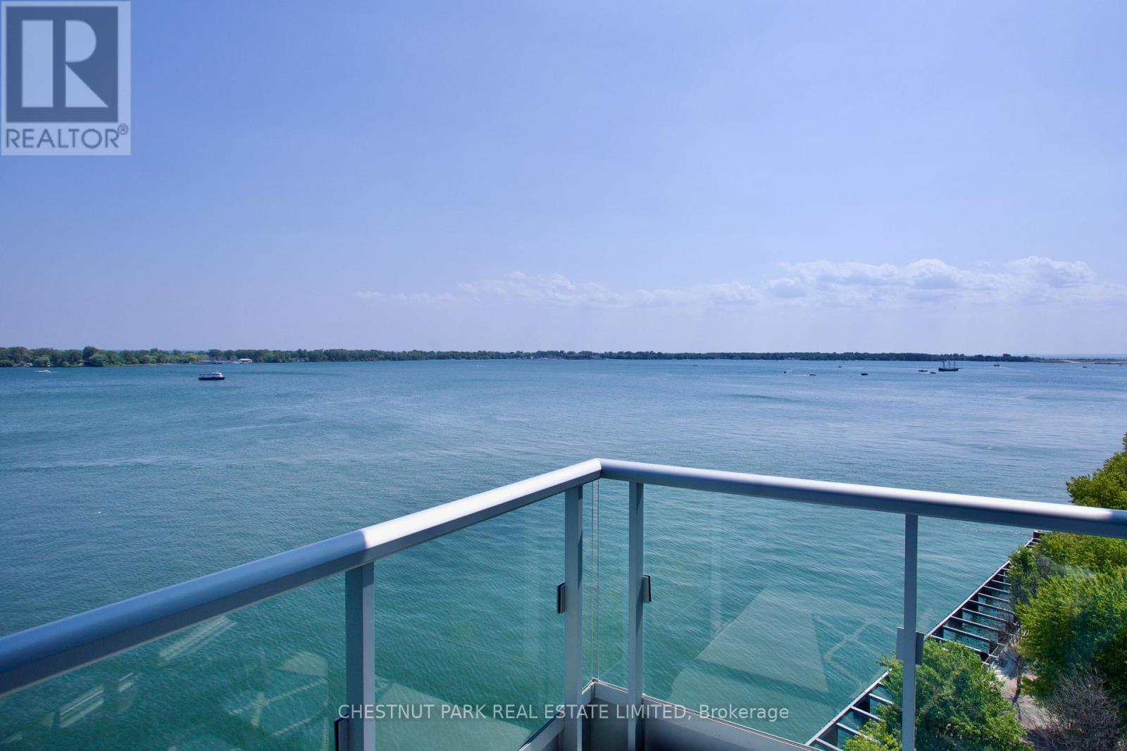 923 - 55 MERCHANTS' WHARF, Toronto, Ontario