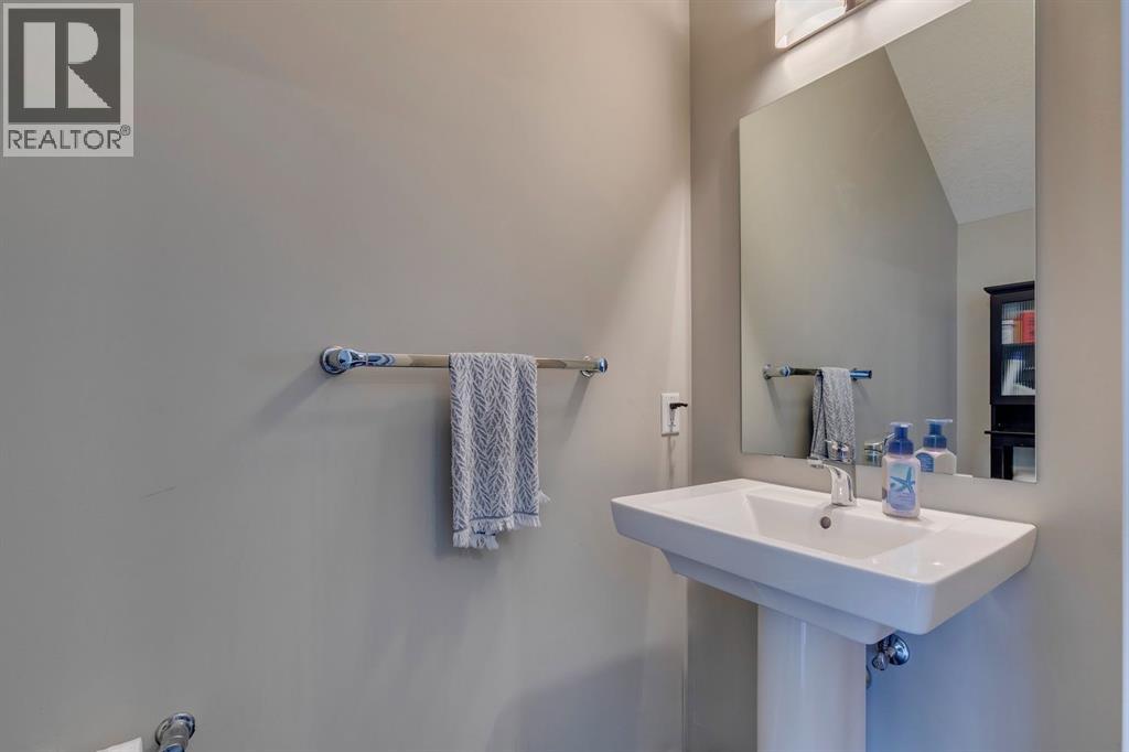 126 Copperstone Villas Se, Calgary, Alberta  T2Z 5E3 - Photo 7 - A2260615