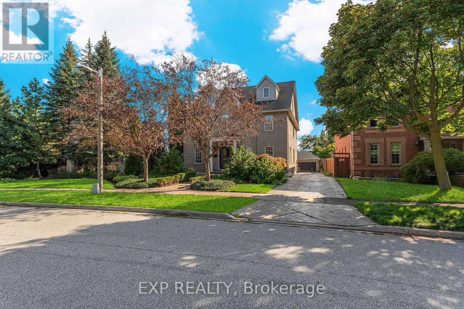 2000 Peak Place, Oakville, Ontario  L6H 5T2 - Photo 47 - W12431000