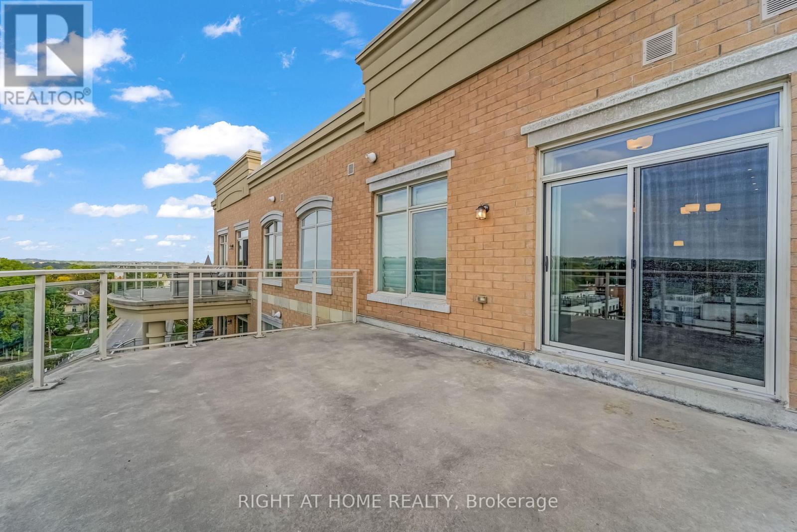 704a - 15277 Yonge Street, Aurora, Ontario  L4G 1Y3 - Photo 22 - N12401128