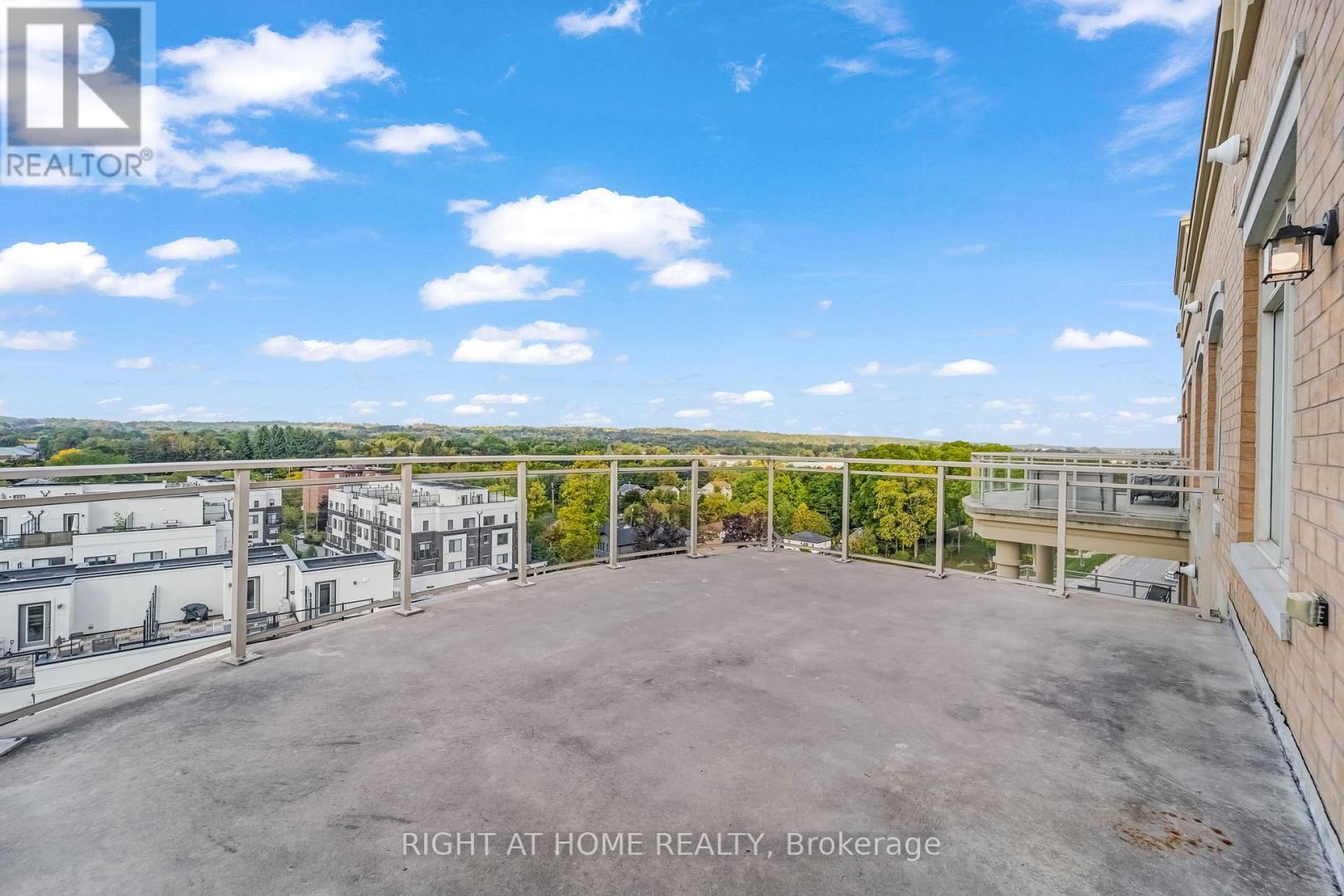 704a - 15277 Yonge Street, Aurora, Ontario  L4G 1Y3 - Photo 24 - N12401128