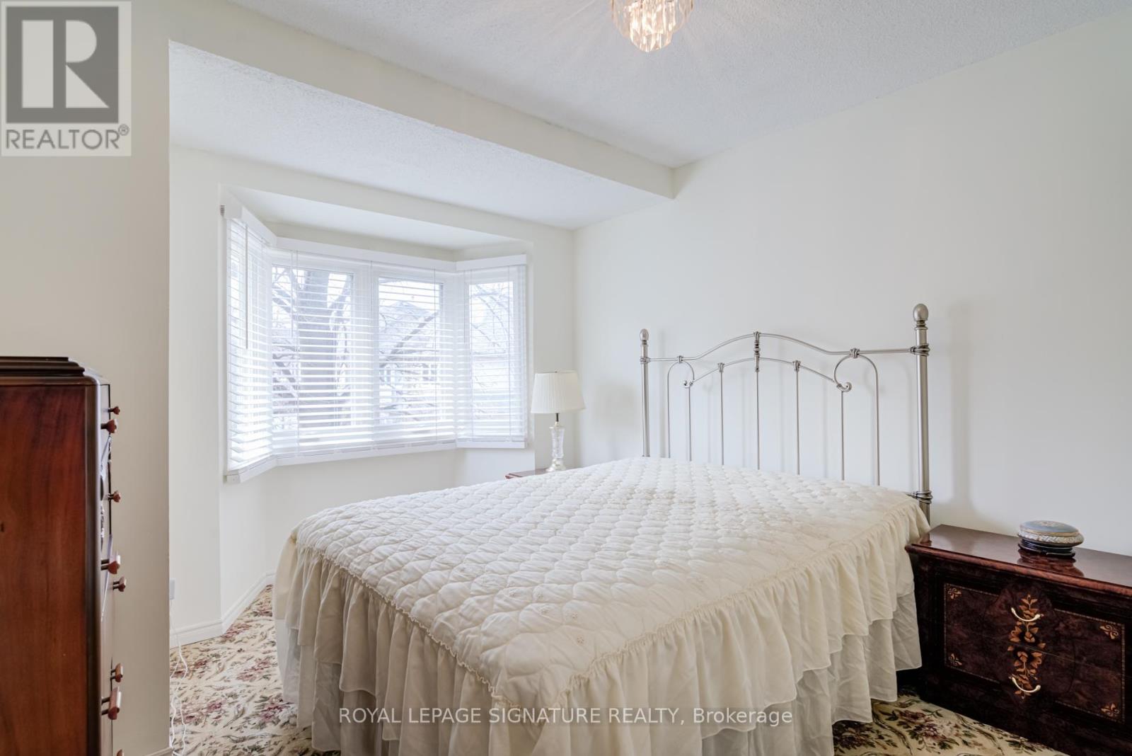 22 - 3420 South Millway Way, Mississauga, Ontario  L5L 3V4 - Photo 19 - W12430226