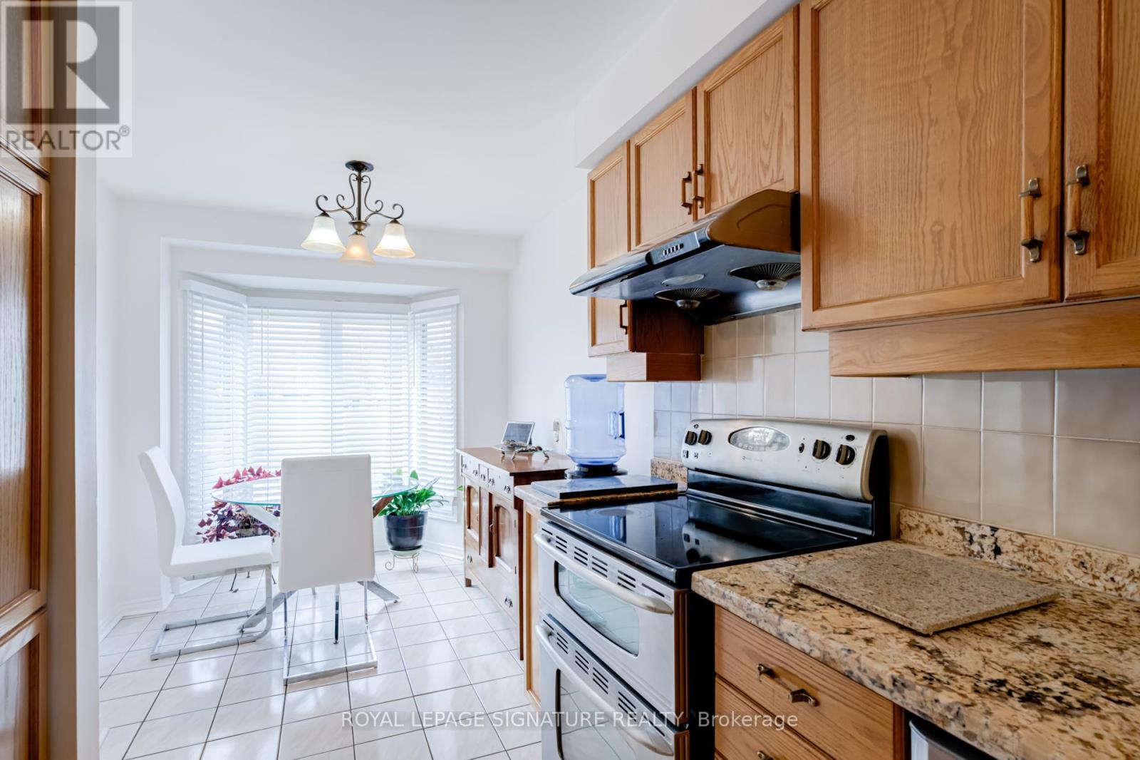 22 - 3420 South Millway Way, Mississauga, Ontario  L5L 3V4 - Photo 8 - W12430226
