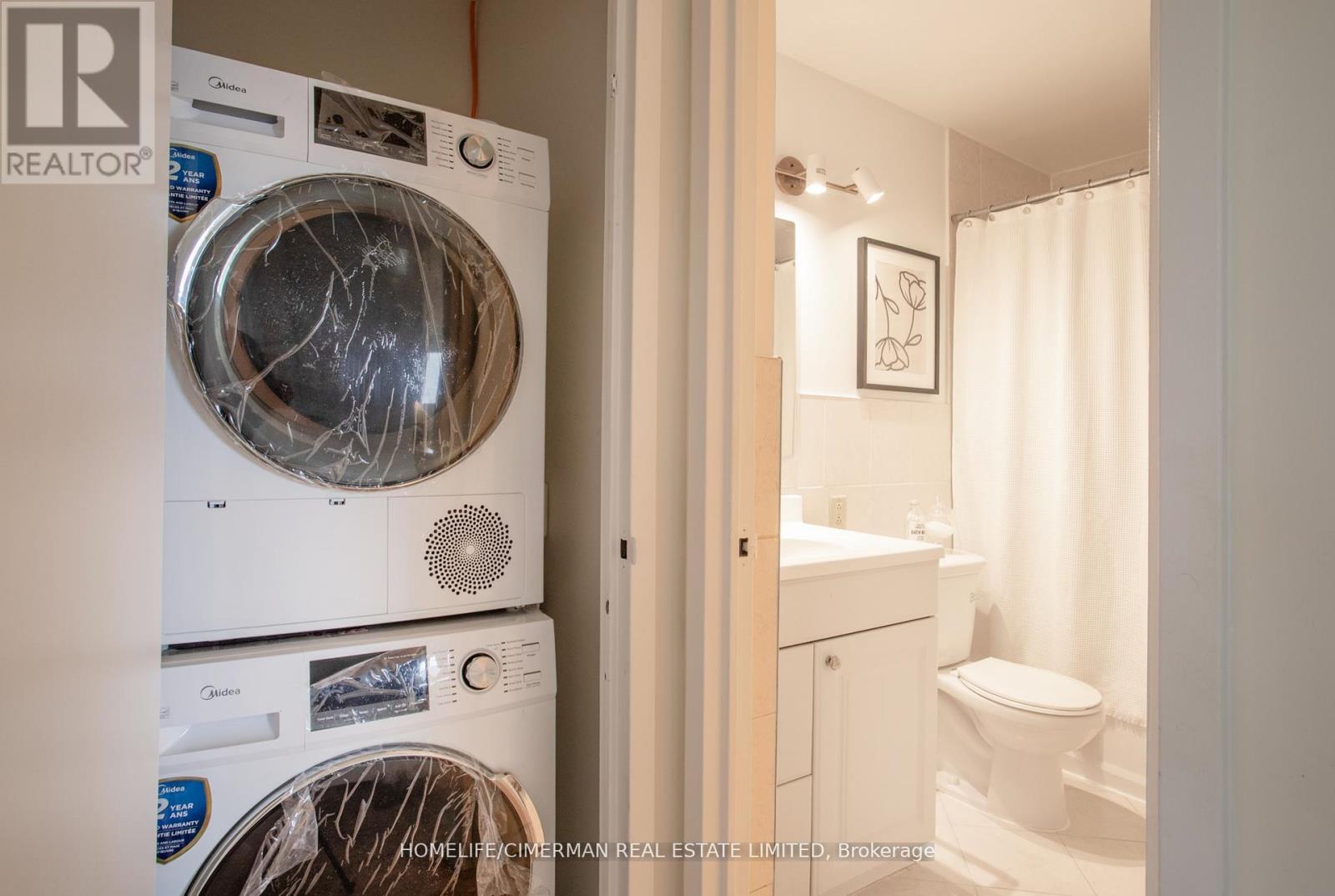 1702 - 715 Don Mills Road, Toronto, Ontario  M3C 1S5 - Photo 15 - C12431010