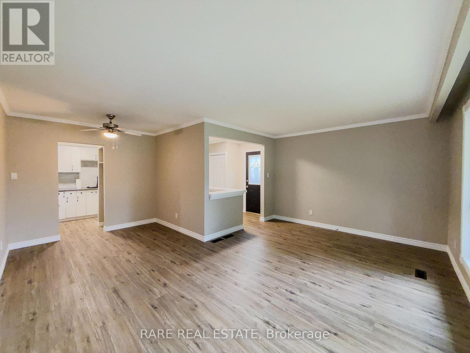 75a Dawson Road E, Orangeville, Ontario  L9W 2W4 - Photo 5 - W12430918