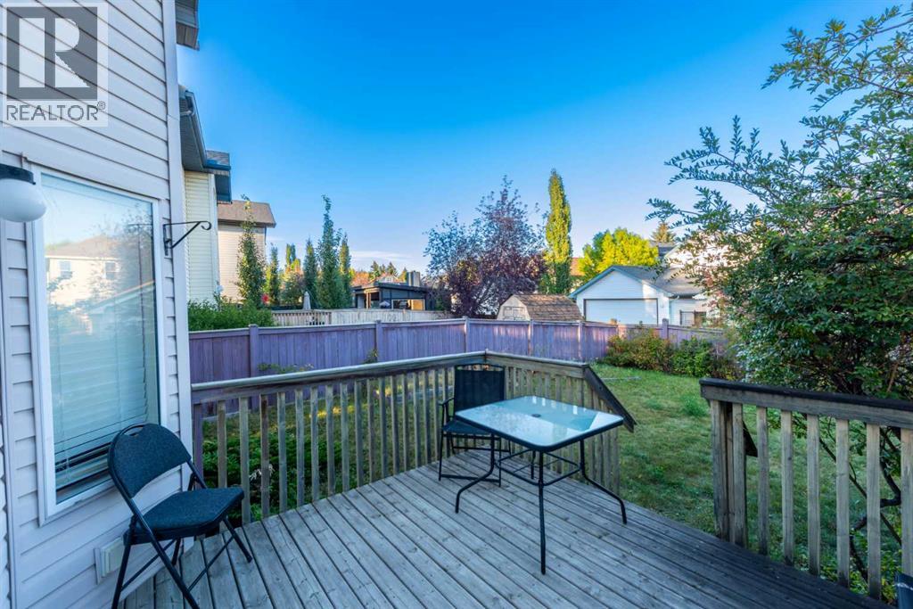 49 Rocky Ridge Heath Nw, Calgary, Alberta  T3G 4Z7 - Photo 32 - A2259925