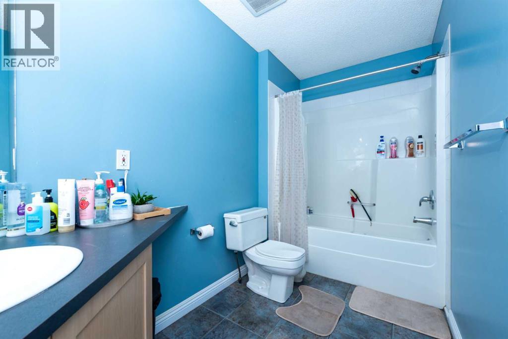 49 Rocky Ridge Heath Nw, Calgary, Alberta  T3G 4Z7 - Photo 23 - A2259925