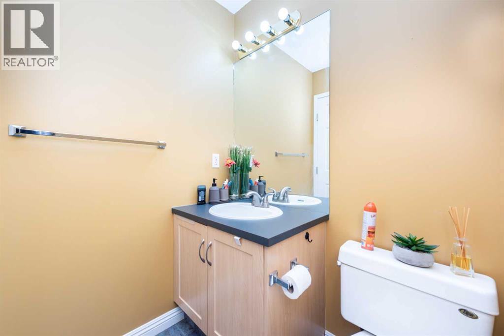 49 Rocky Ridge Heath Nw, Calgary, Alberta  T3G 4Z7 - Photo 13 - A2259925