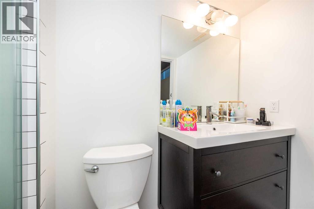 49 Rocky Ridge Heath Nw, Calgary, Alberta  T3G 4Z7 - Photo 26 - A2259925