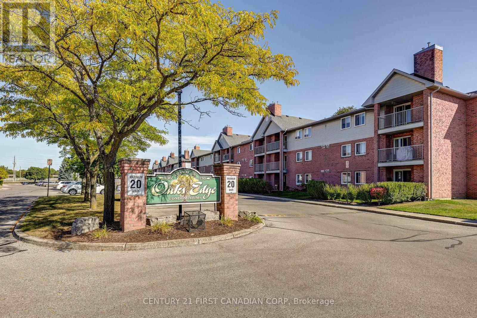 123 - 130 Conway Drive, London South, Ontario  N6E 3M9 - Photo 3 - X12431044