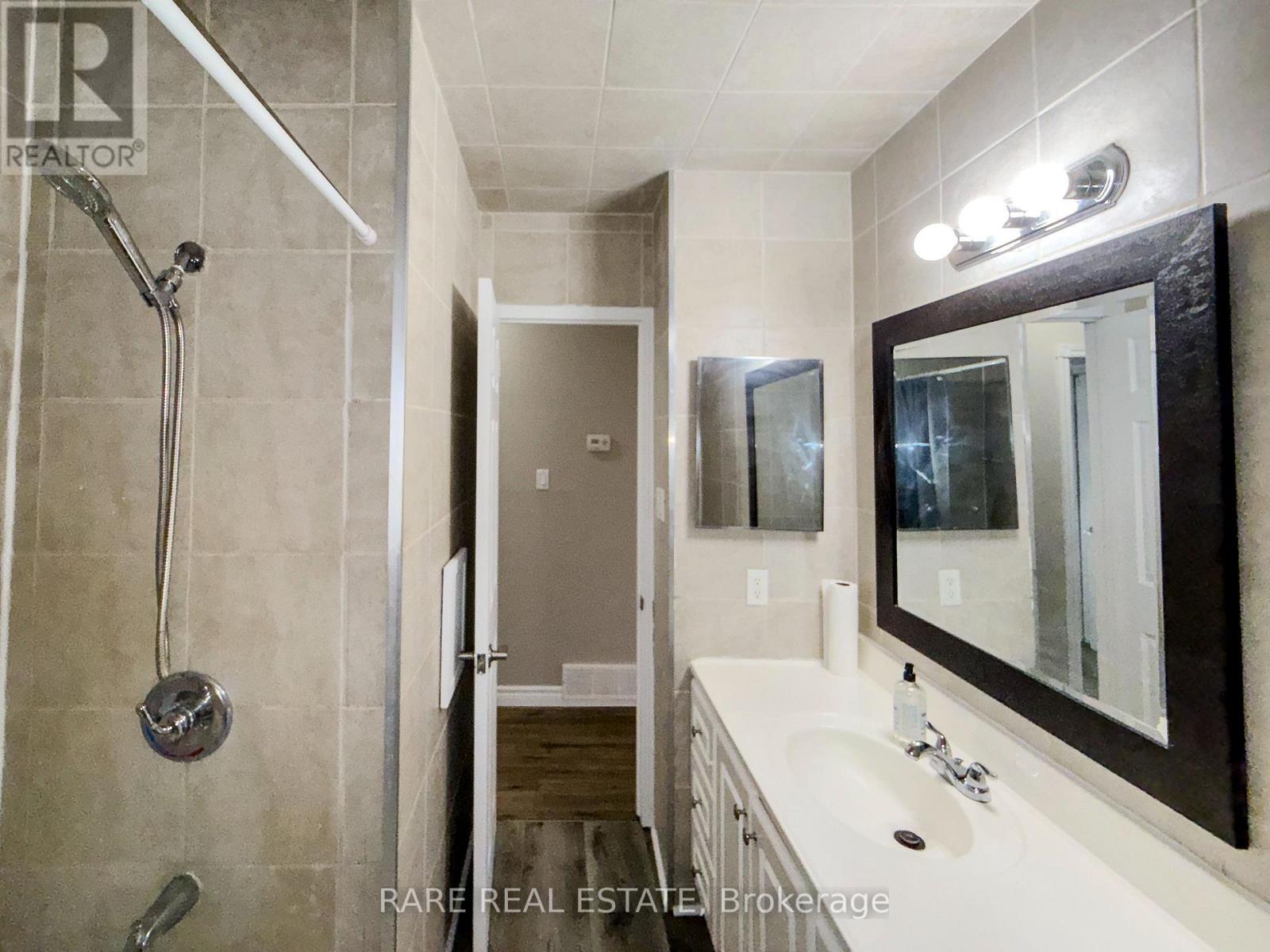 75a Dawson Road E, Orangeville, Ontario  L9W 2W4 - Photo 9 - W12430918