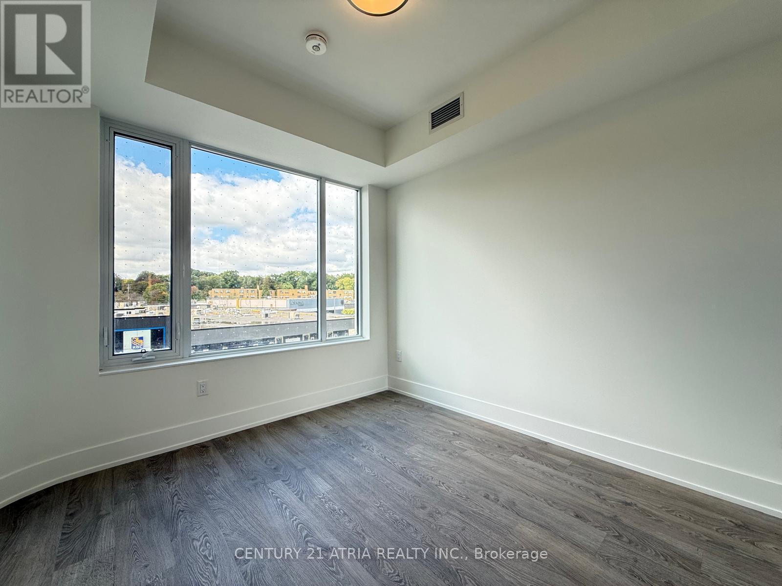 313 - 259 The Kingsway, Toronto, Ontario  M9A 3T6 - Photo 8 - W12431009