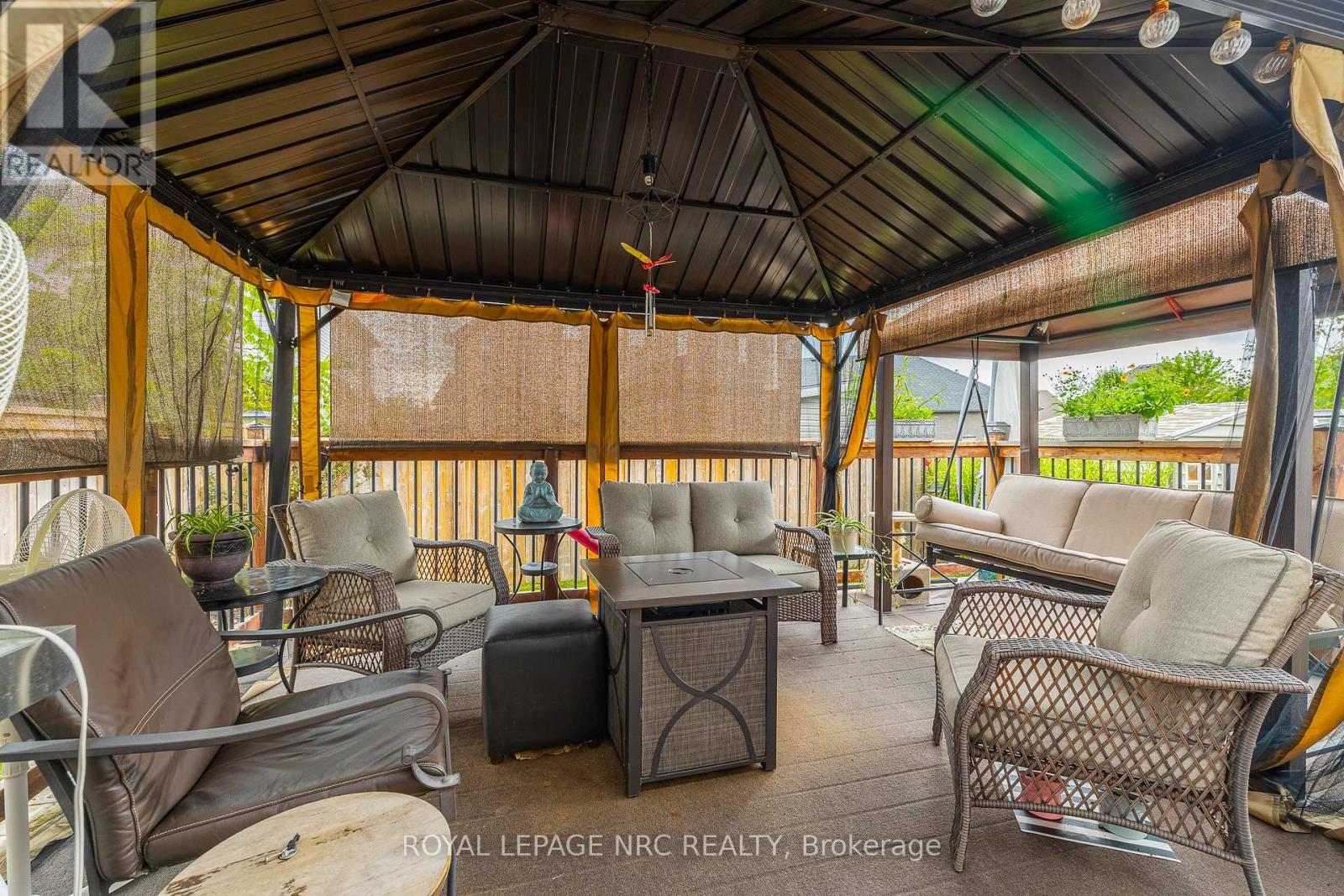 1534 Haist Street, Pelham (Fonthill), Ontario  L0S 1E5 - Photo 33 - X12431041