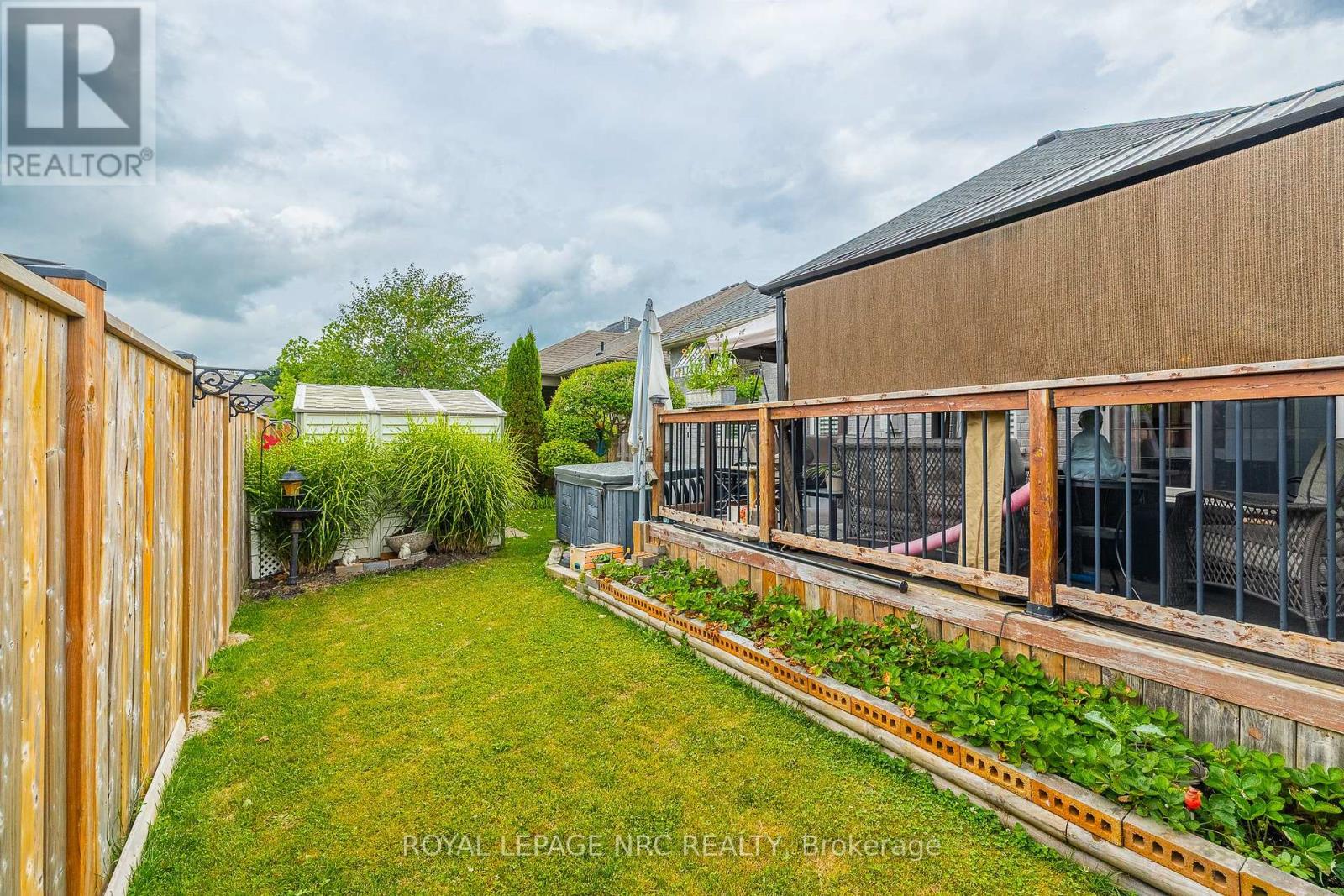 1534 Haist Street, Pelham (Fonthill), Ontario  L0S 1E5 - Photo 36 - X12431041
