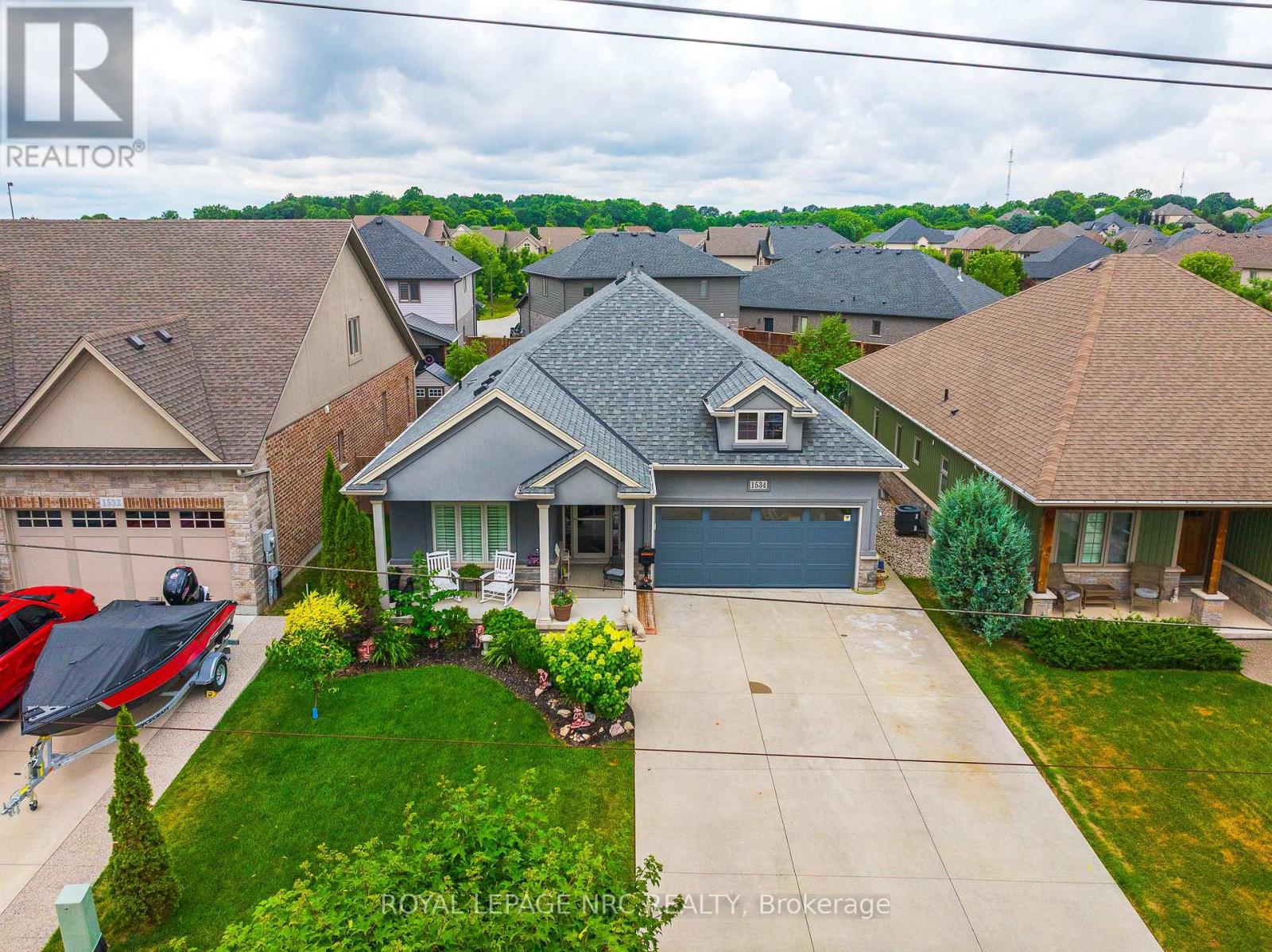 1534 Haist Street, Pelham (Fonthill), Ontario  L0S 1E5 - Photo 37 - X12431041
