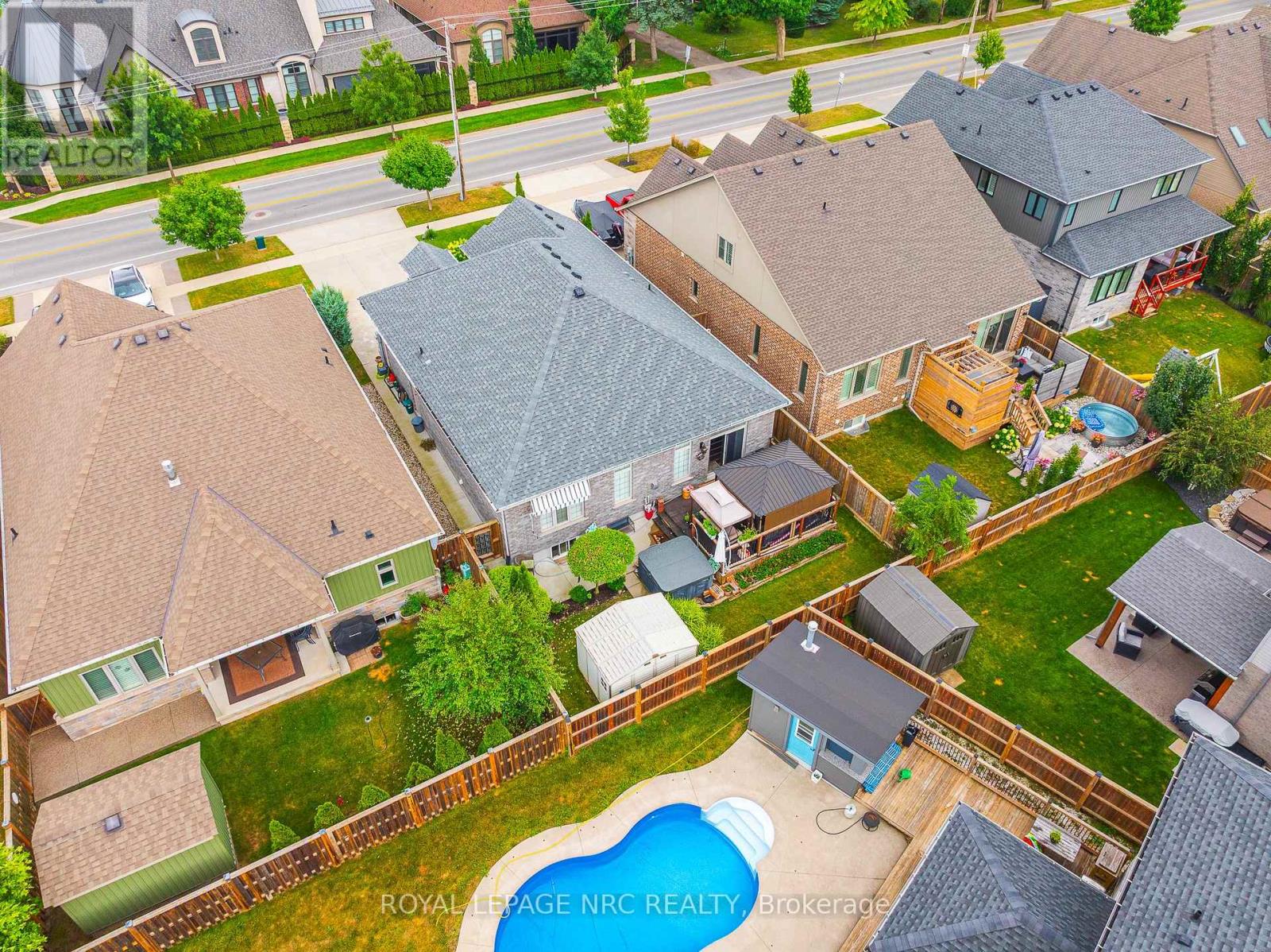 1534 Haist Street, Pelham (Fonthill), Ontario  L0S 1E5 - Photo 41 - X12431041