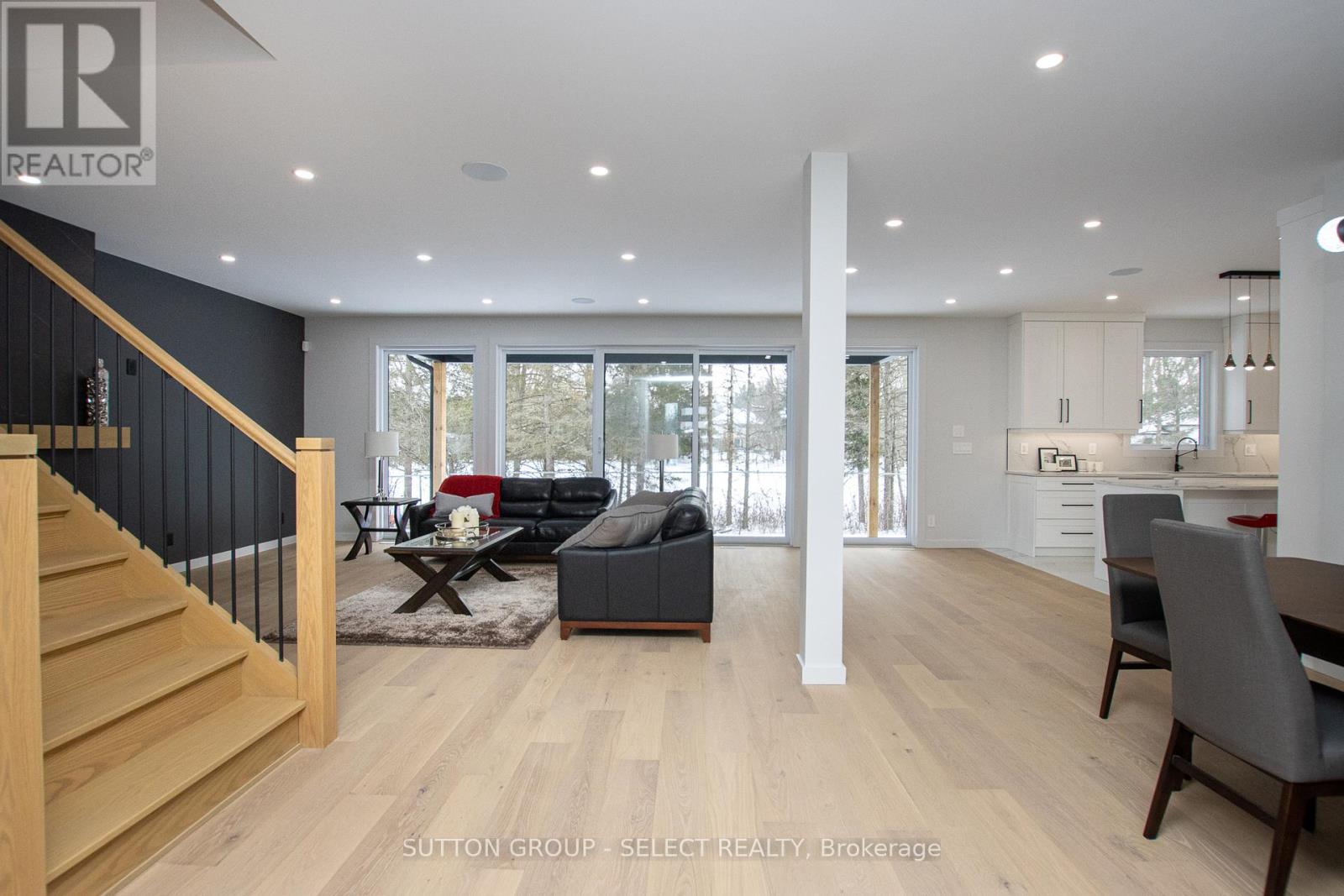 115 Optimist Drive, Southwold, Ontario  N5P 3T2 - Photo 6 - X12293107