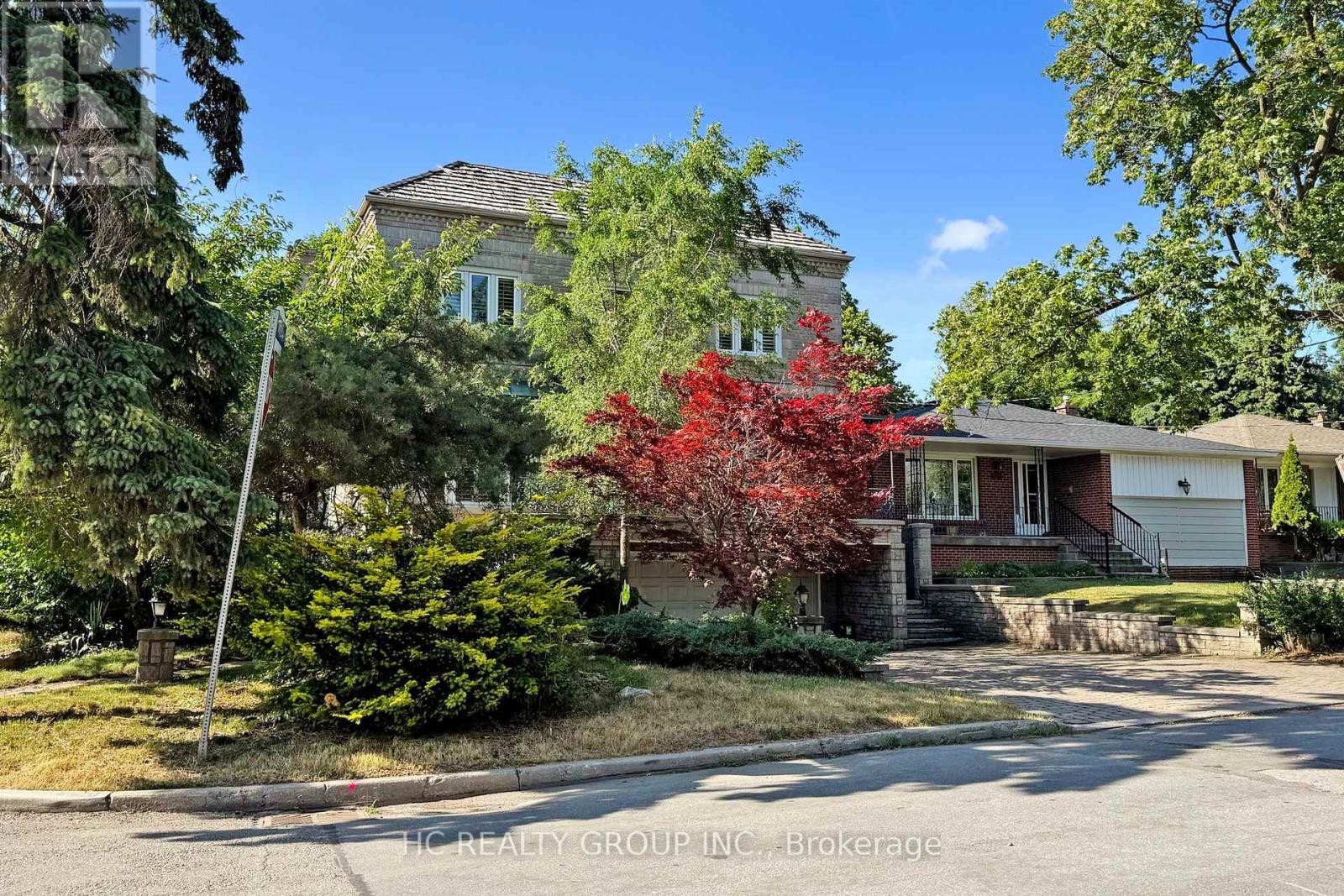 348 Greenfield Avenue, Toronto, Ontario  M2N 3E8 - Photo 3 - C12431043