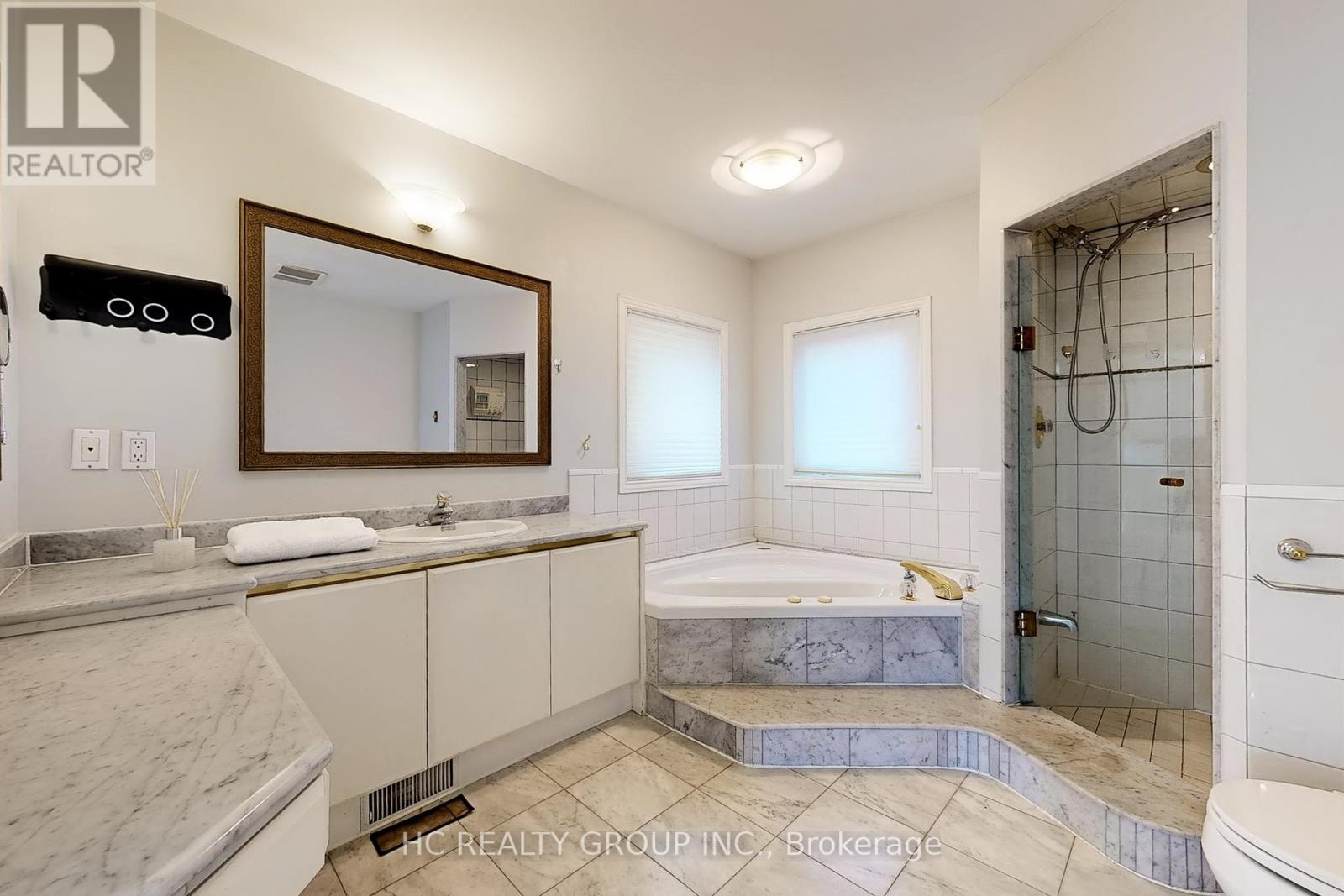348 Greenfield Avenue, Toronto, Ontario  M2N 3E8 - Photo 31 - C12431043