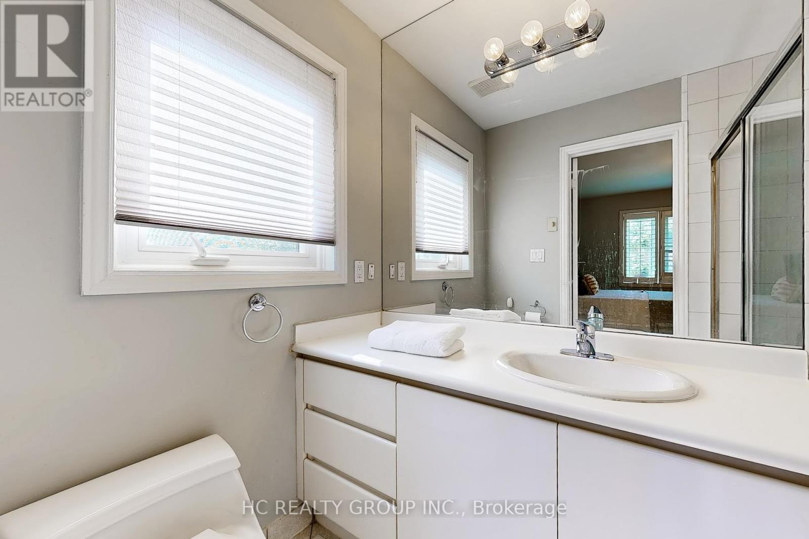 348 Greenfield Avenue, Toronto, Ontario  M2N 3E8 - Photo 39 - C12431043