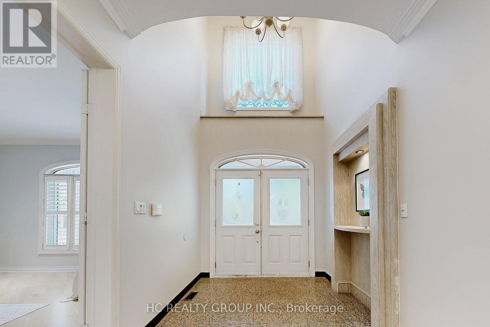 348 Greenfield Avenue, Toronto, Ontario  M2N 3E8 - Photo 5 - C12431043