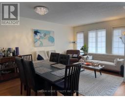 4 BASSETT AVENUE, Richmond Hill, Ontario