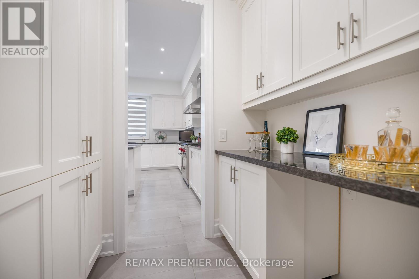 30 Enclave Court, Vaughan, Ontario  L4H 4V9 - Photo 16 - N12431045