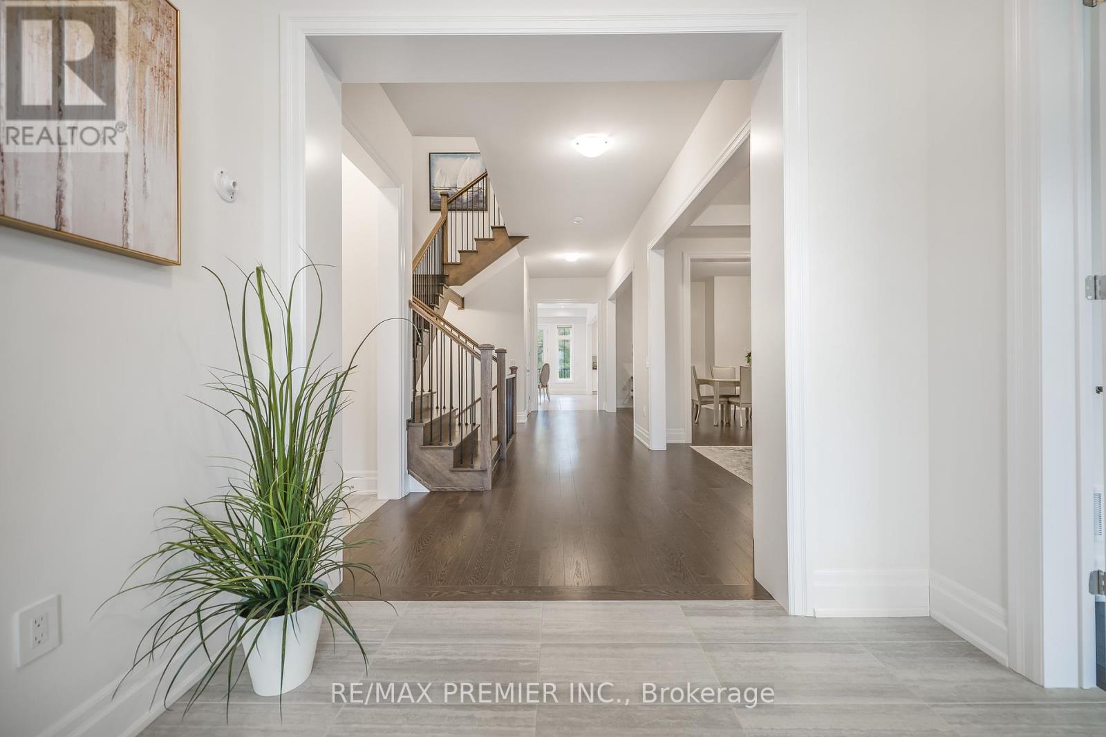 30 Enclave Court, Vaughan, Ontario  L4H 4V9 - Photo 6 - N12431045