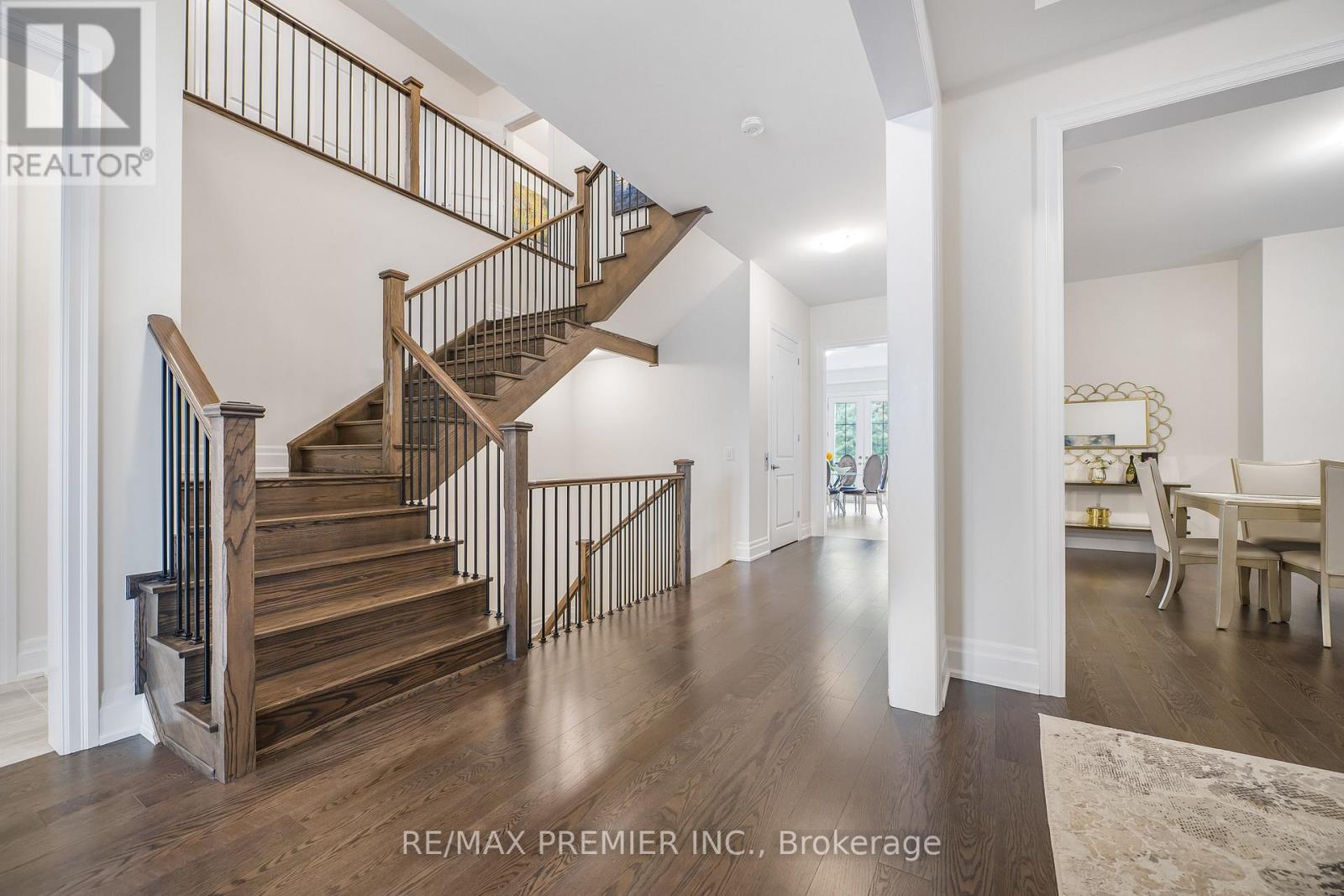 30 Enclave Court, Vaughan, Ontario  L4H 4V9 - Photo 8 - N12431045
