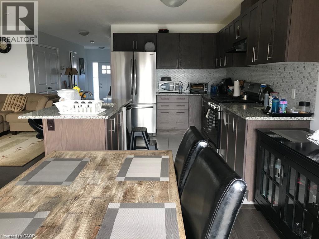 135 Hardcastle Drive Unit# 7, Cambridge, Ontario  N1S 0B4 - Photo 4 - 40774243