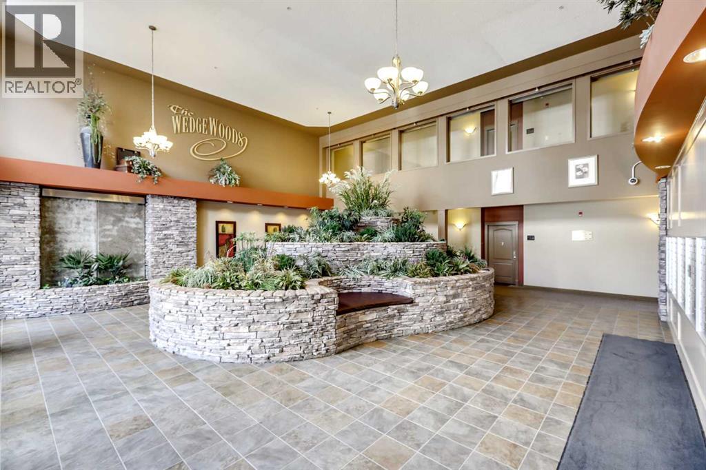 534, 10 Discovery Ridge Close Sw, Calgary, Alberta  T3H 5X3 - Photo 33 - A2240762