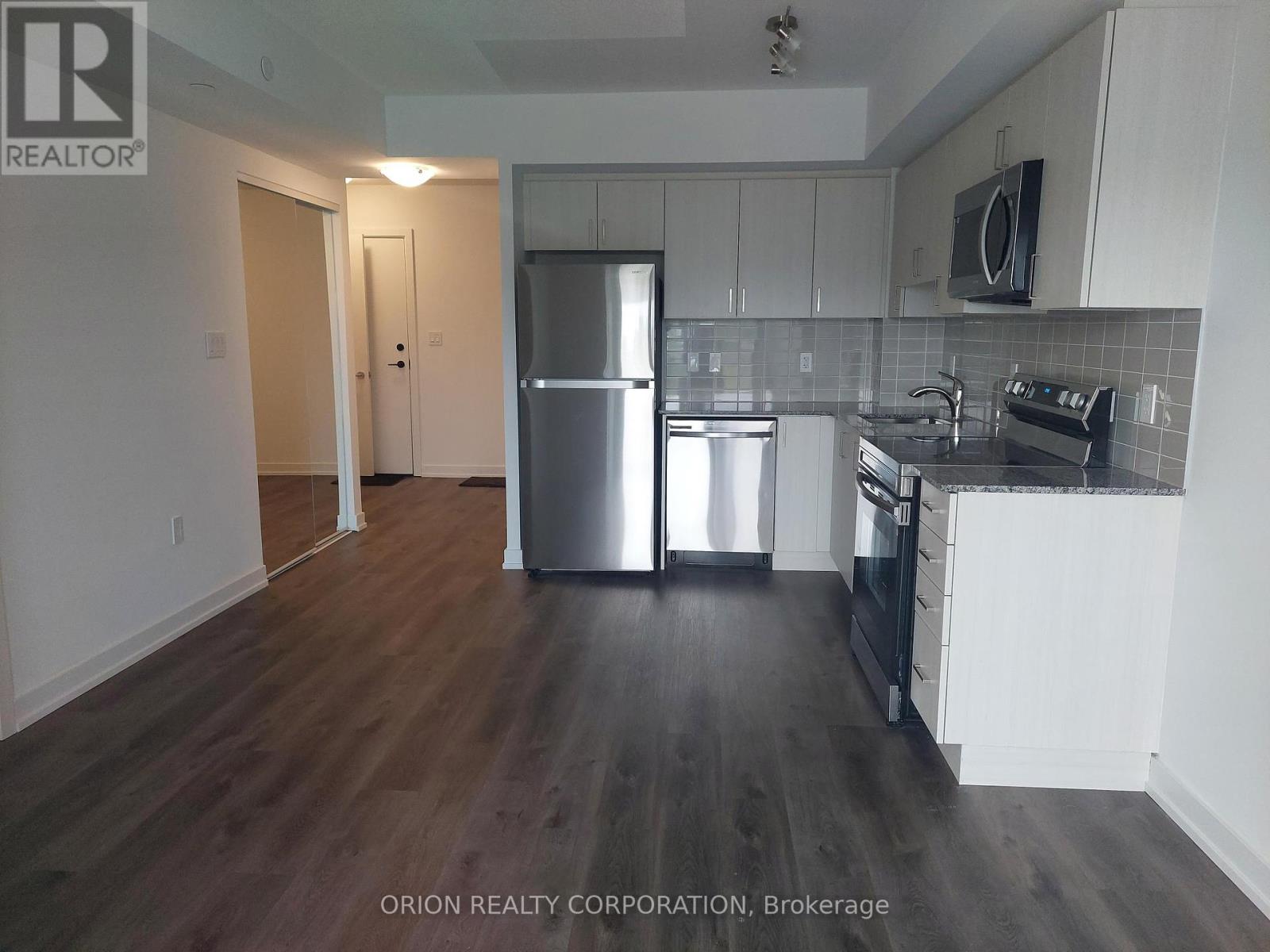 419 - 556 Marlee Avenue, Toronto, Ontario  M6B 0B1 - Photo 2 - W12431046