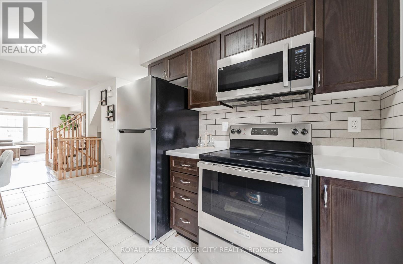 33 Battalion Road, Brampton, Ontario  L7A 4B5 - Photo 10 - W12431047