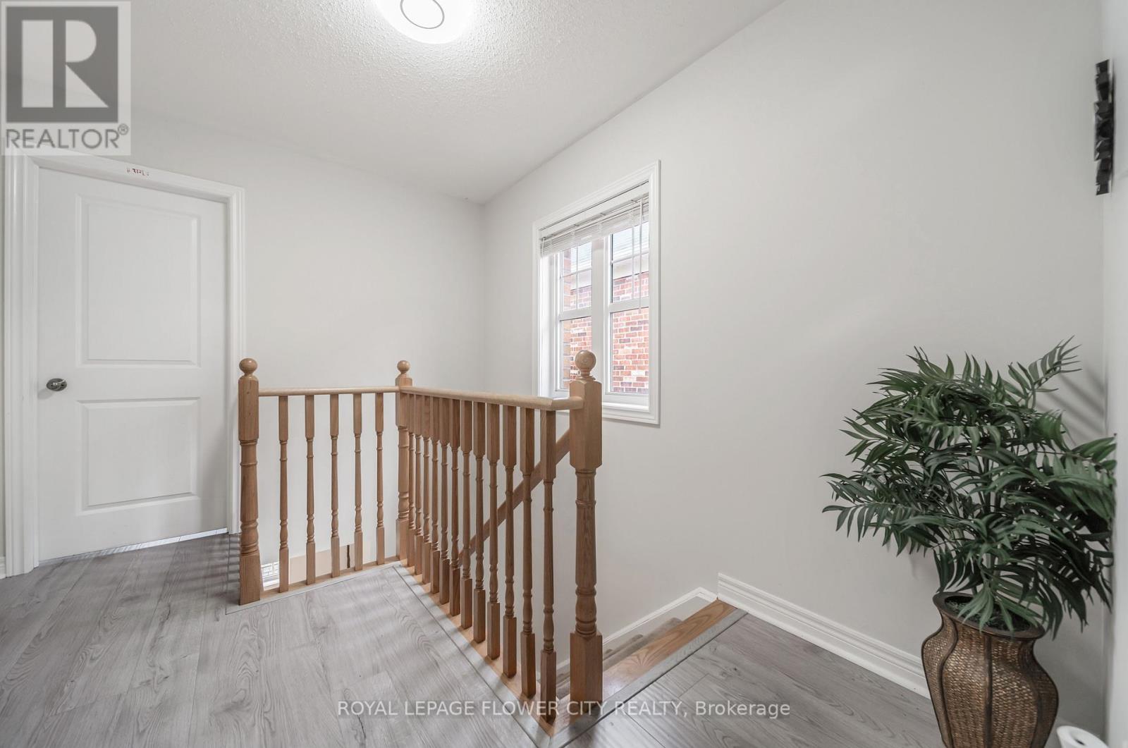 33 Battalion Road, Brampton, Ontario  L7A 4B5 - Photo 20 - W12431047
