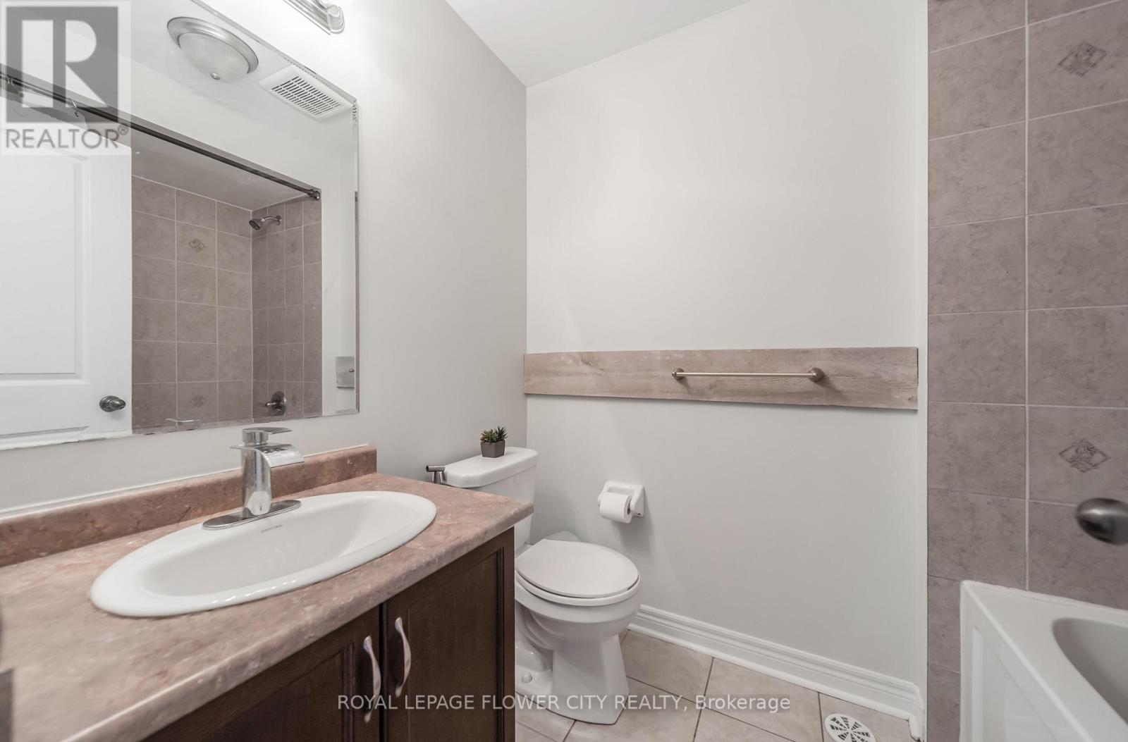 33 Battalion Road, Brampton, Ontario  L7A 4B5 - Photo 26 - W12431047