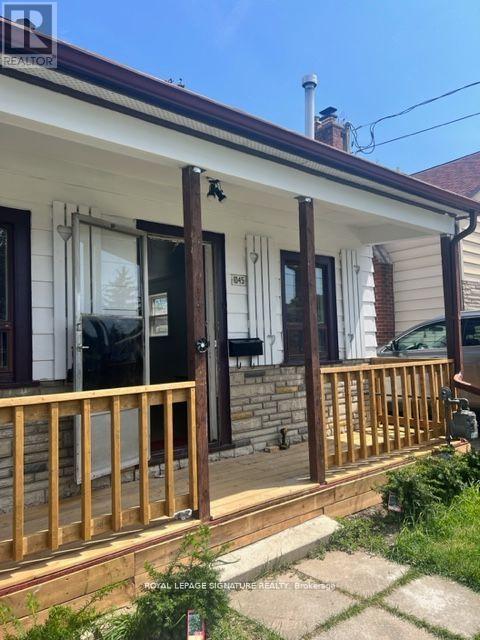 1045 Strathy Avenue, Mississauga, Ontario  L5E 2J6 - Photo 21 - W12431052
