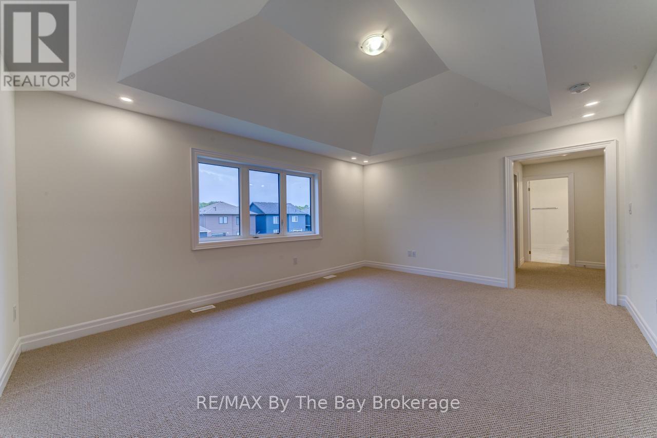 182 Mapleside Drive, Wasaga Beach, Ontario  L9Z 0L4 - Photo 36 - S12431069