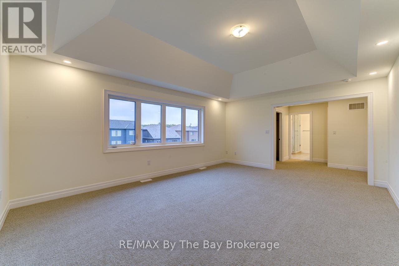 186 Mapleside Drive, Wasaga Beach, Ontario  L9Z 0L4 - Photo 31 - S12431071