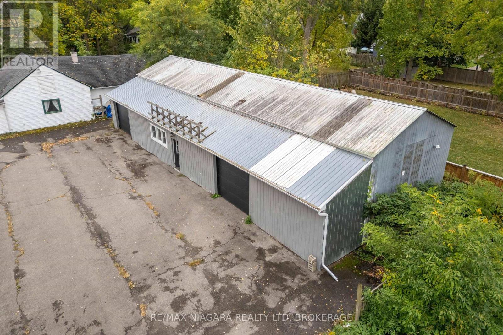197-199 Ridge Road N, Fort Erie, Ontario  L0S 1N0 - Photo 6 - X12431070