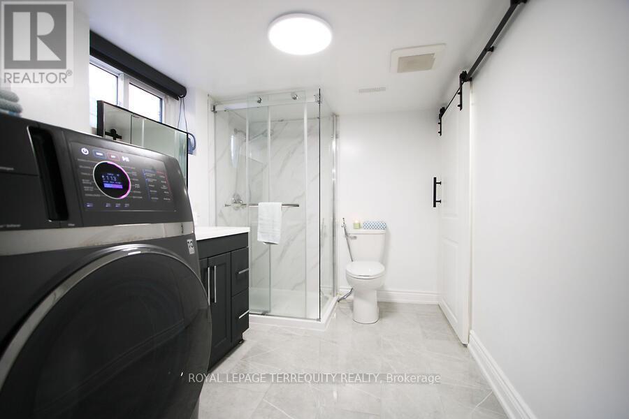 153 East 16th Street, Hamilton, Ontario  L9A 4J4 - Photo 29 - X12431042