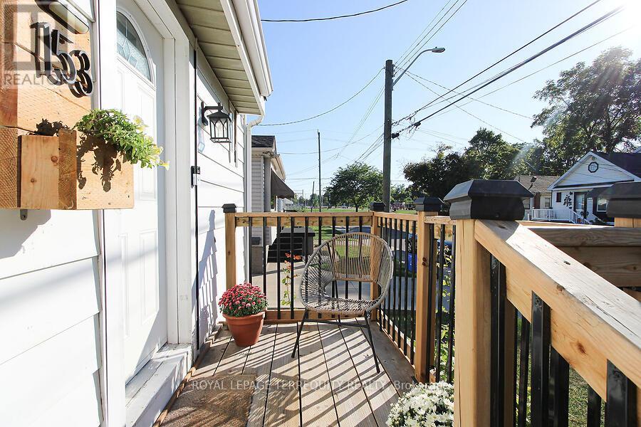153 East 16th Street, Hamilton, Ontario  L9A 4J4 - Photo 3 - X12431042