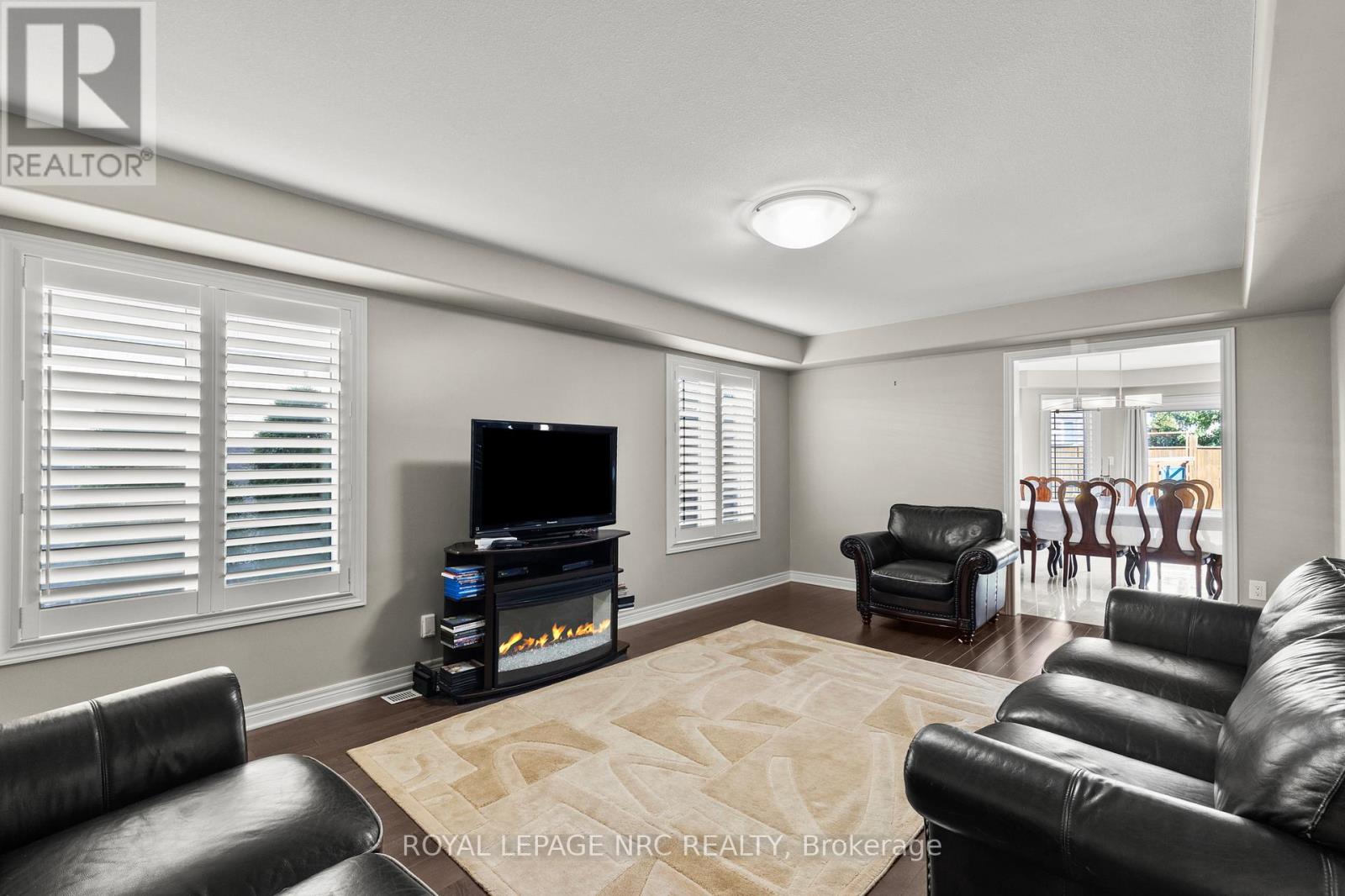 6058 Ernest Crescent, Niagara Falls, Ontario  L2H 0H9 - Photo 12 - X12431054