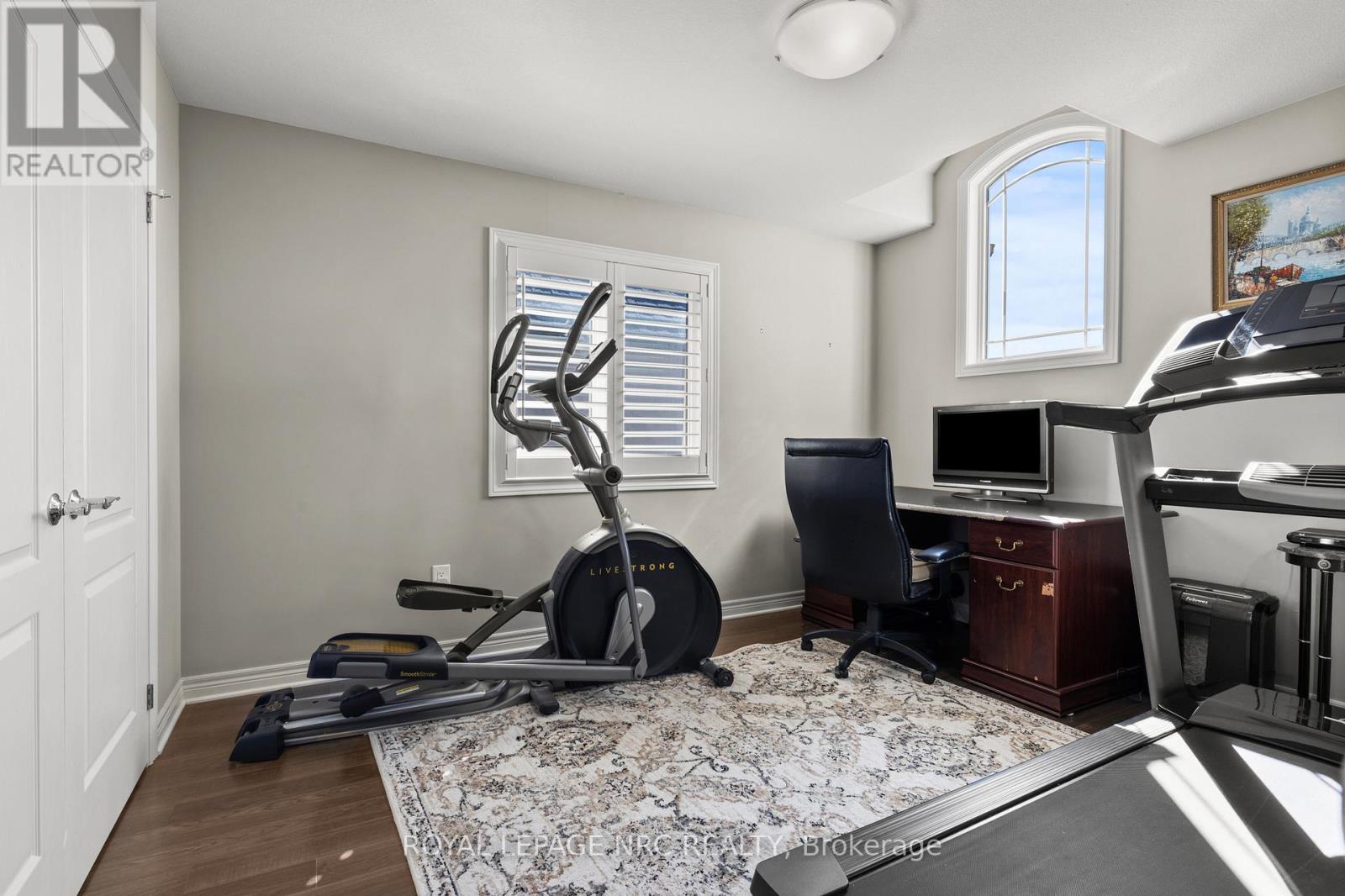 6058 Ernest Crescent, Niagara Falls, Ontario  L2H 0H9 - Photo 29 - X12431054