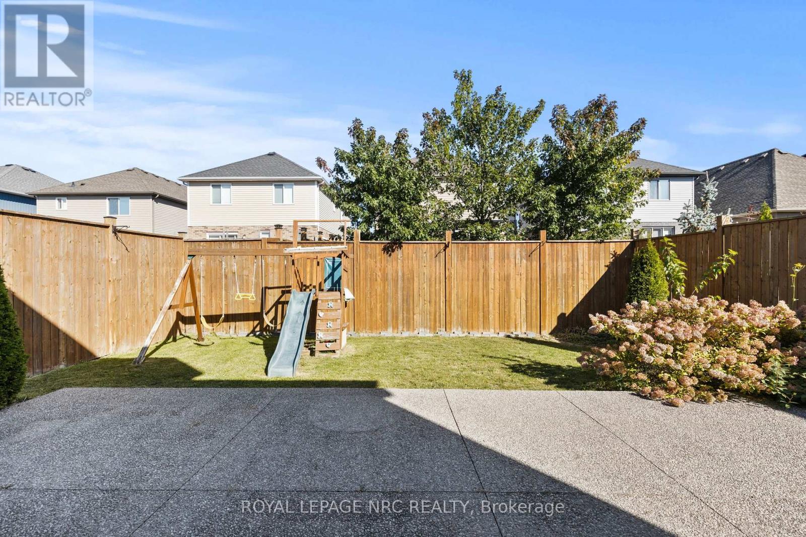 6058 Ernest Crescent, Niagara Falls, Ontario  L2H 0H9 - Photo 42 - X12431054
