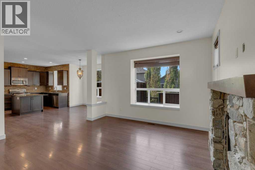 17 Luxstone Rise Sw, Airdrie, Alberta  T4B 0J9 - Photo 8 - A2254700