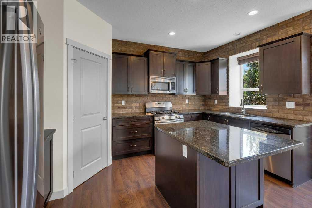 17 Luxstone Rise Sw, Airdrie, Alberta  T4B 0J9 - Photo 11 - A2254700
