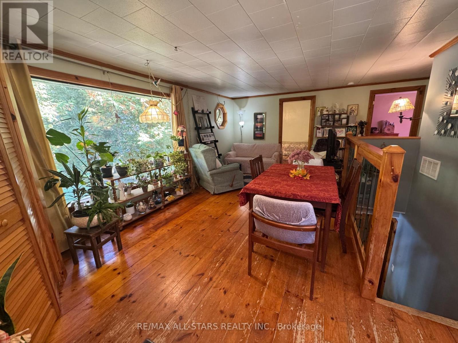 6 Leisure Lane, Kawartha Lakes, Ontario  K9V 4R1 - Photo 11 - X12332599