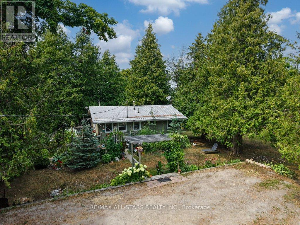 6 Leisure Lane, Kawartha Lakes, Ontario  K9V 4R1 - Photo 37 - X12332599