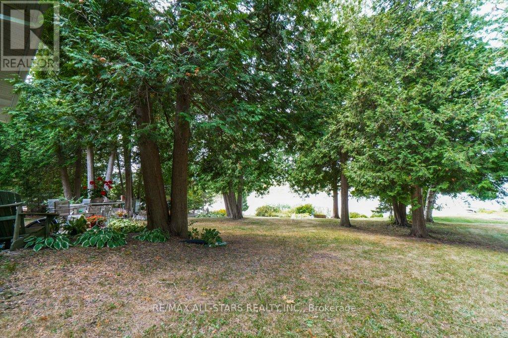 6 Leisure Lane, Kawartha Lakes, Ontario  K9V 4R1 - Photo 7 - X12332599